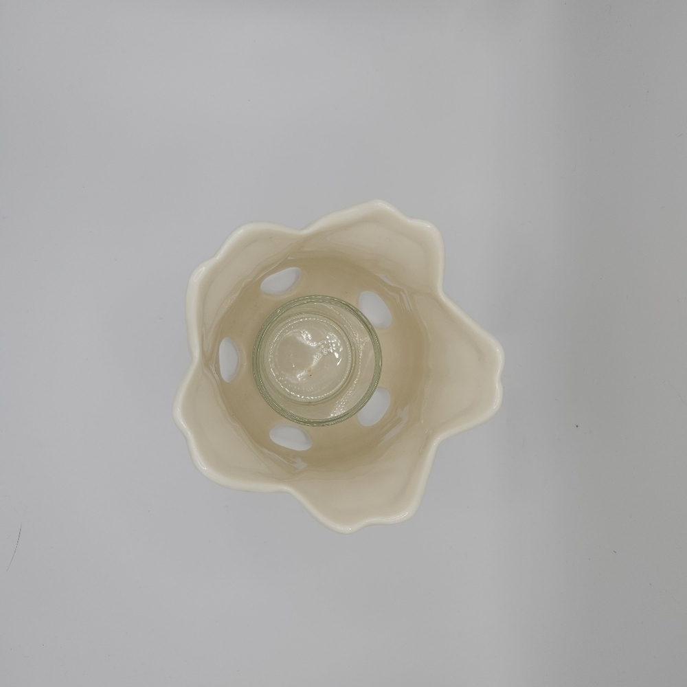 Partylite Tulip Votive or Tealight Holder - Picture 8 of 8